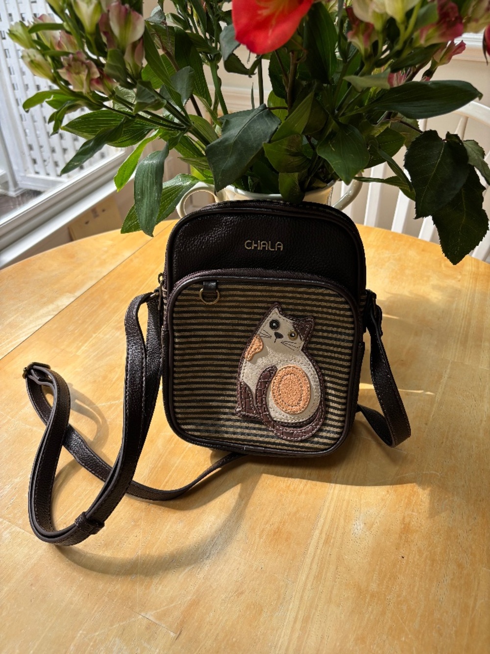 Chala Brown Lazy Cat Crossbody